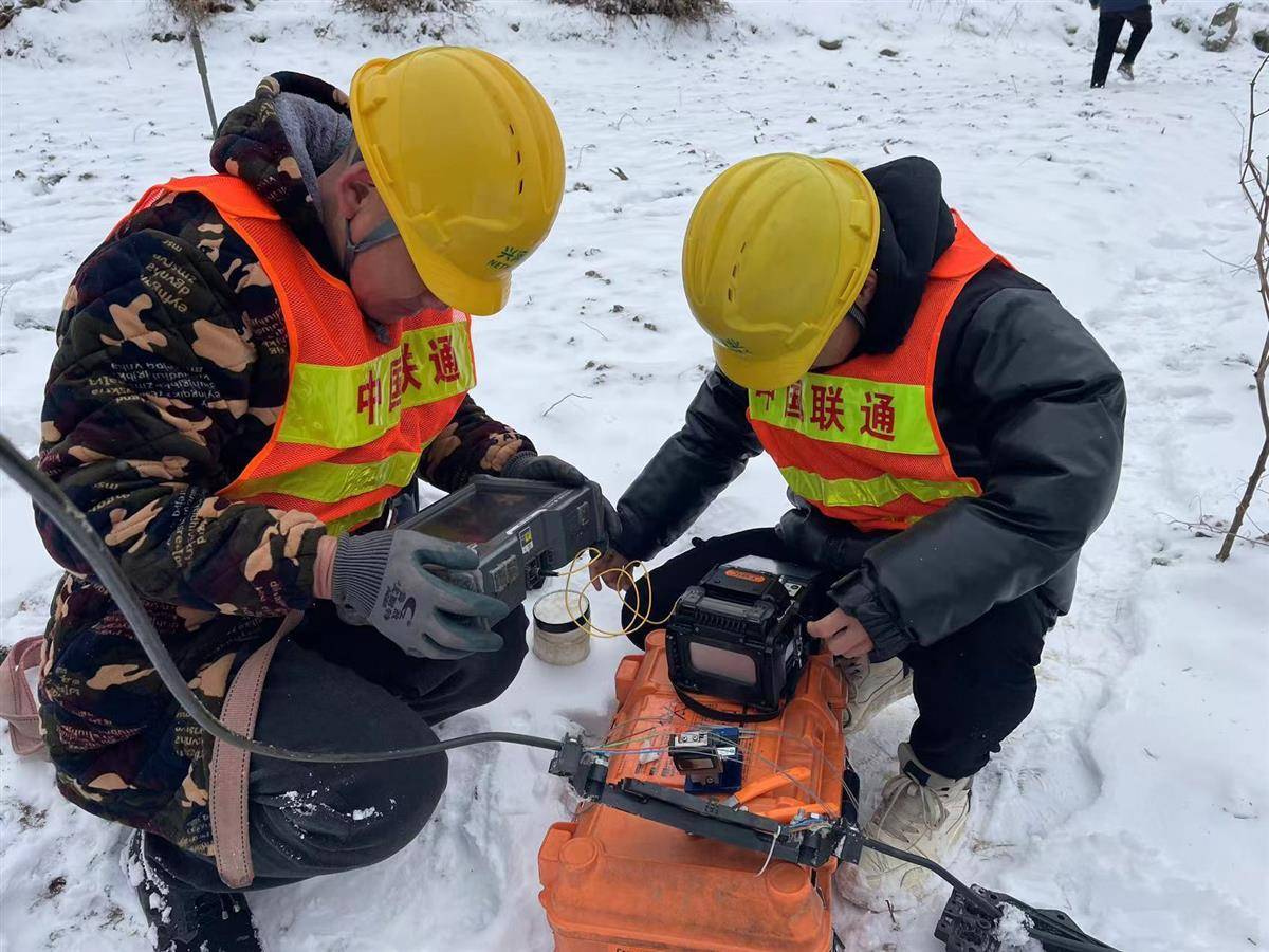 应对风雪抢险救灾湖北通信网络总体运行平稳