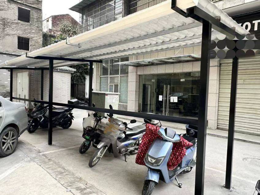 小8跑街电动自行车棚建设之争：便AYX爱游戏- 爱游戏体育官方网站- 爱游戏体育APP民需求与公共空间的博弈