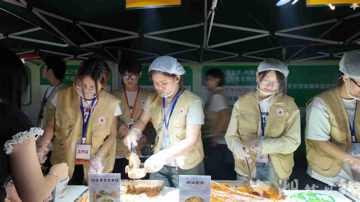 食品区。谢紫莹 摄.jpg