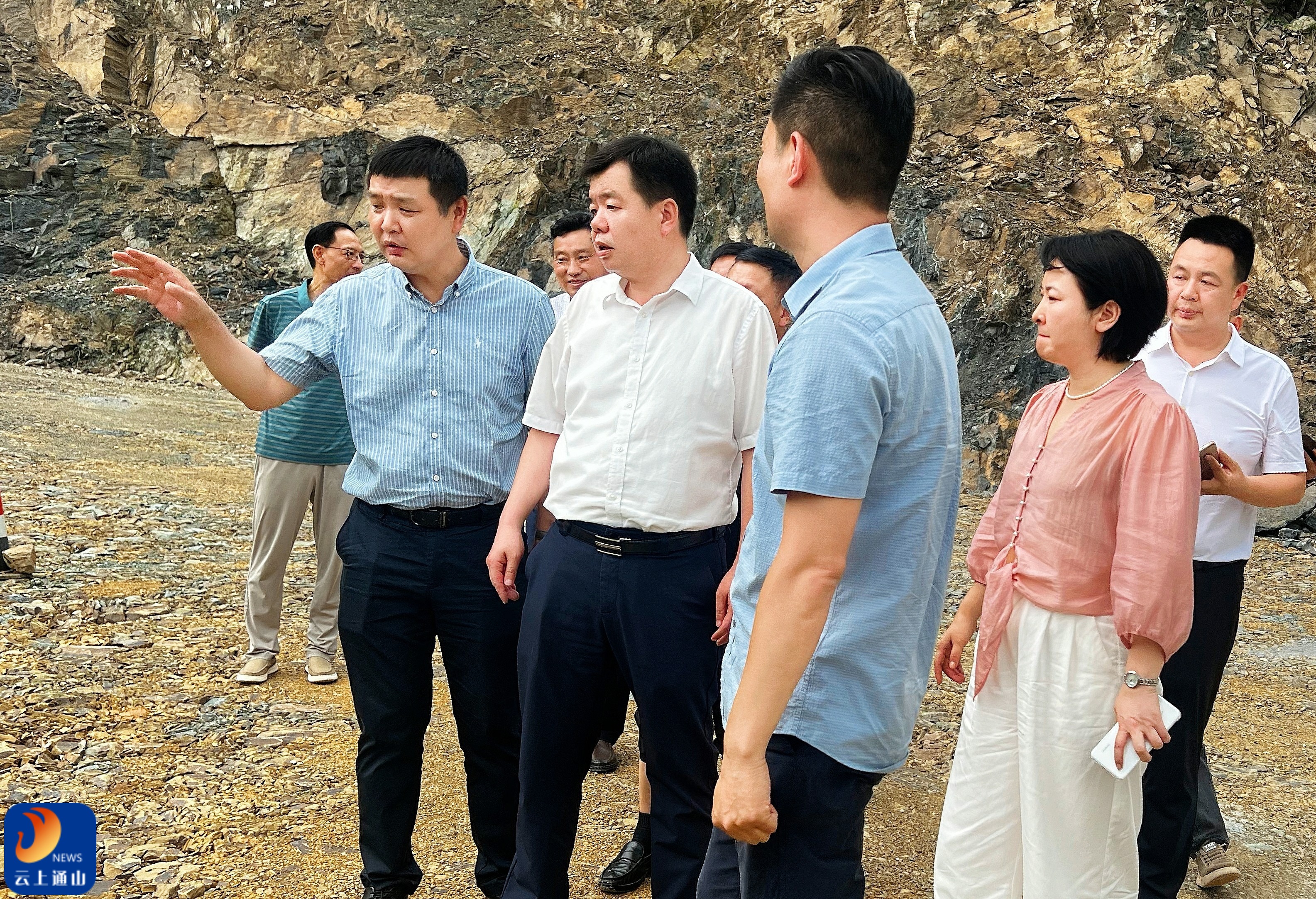 吴涛调研黄荆口水库项目建设时强调:要严把工程质量与施工安全双重