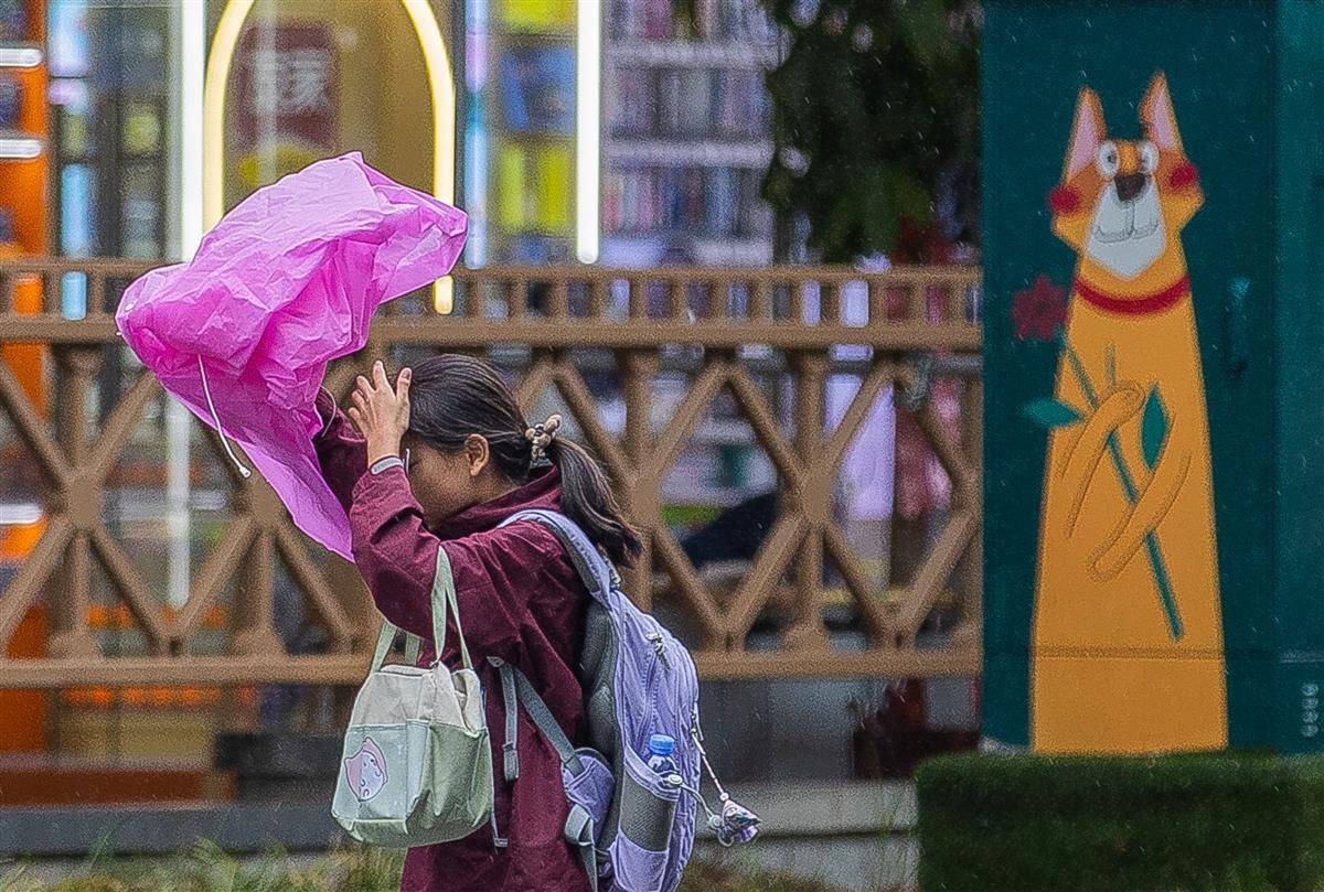 KEHA7429-2.jpg KEHA7429-2.jpg