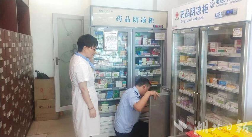 十堰房县市场监管局城关所:"三个突出"工作法抓好药品监管