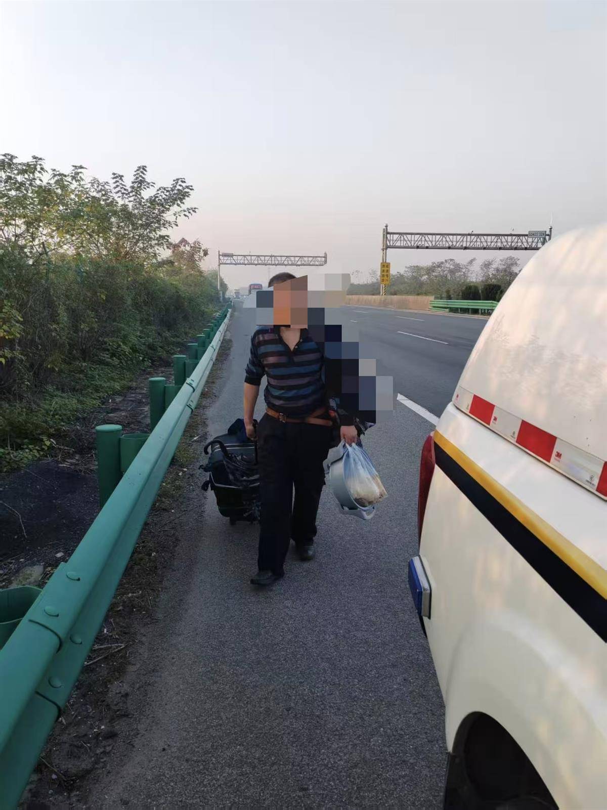 101d222b4a188b389cae9f2c40ea3a5d.jpg 101d222b4a188b389cae9f2c40ea3a5d.jpg