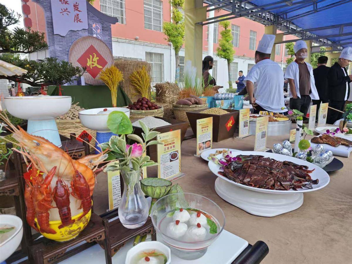 ce60697dd271ce7ce6d4b0d7088549a5.jpg ce60697dd271ce7ce6d4b0d7088549a5.jpg