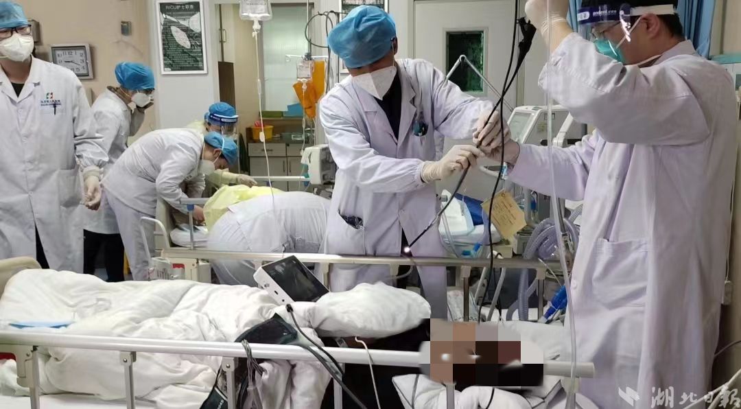 两次抢救，他们跑赢死神！ - 湖北日报新闻客户端