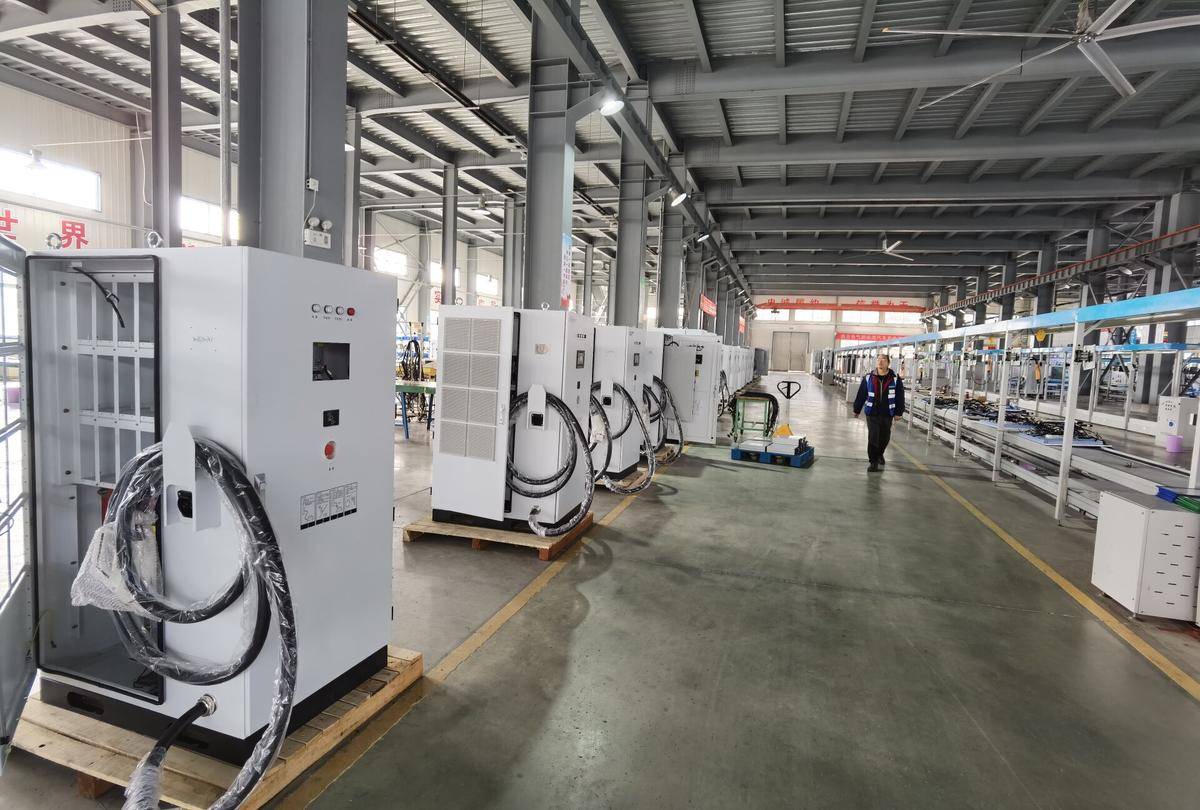 日获悉,目前,由湖北追日电气股份有限公司研发生产的大功率直流充电桩