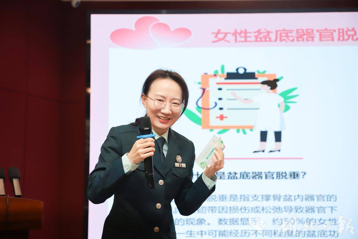 通讯员赵书勤摄