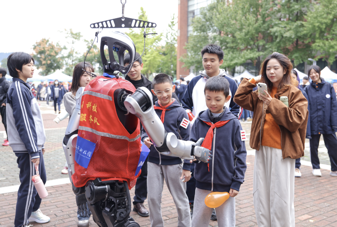 微信图片_20251021150454_144_24.png 微信图片_20251021150454_144_24.png