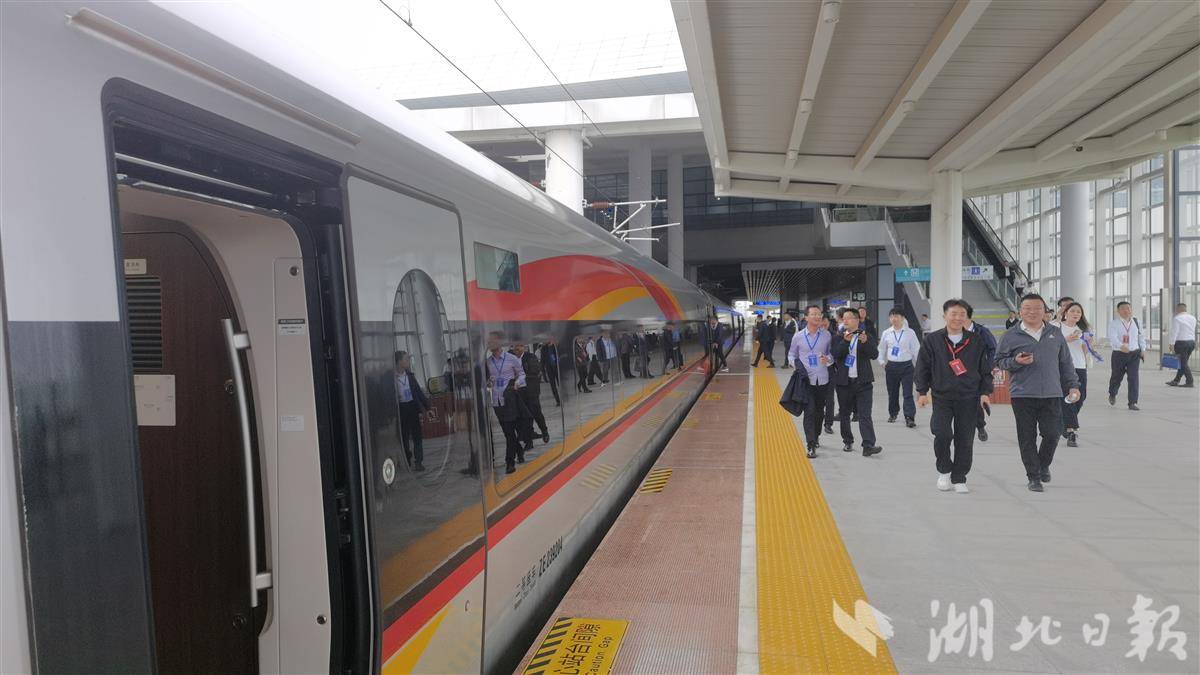 微信图片_20250928153635_251_5.jpg 微信图片_20250928153635_251_5.jpg