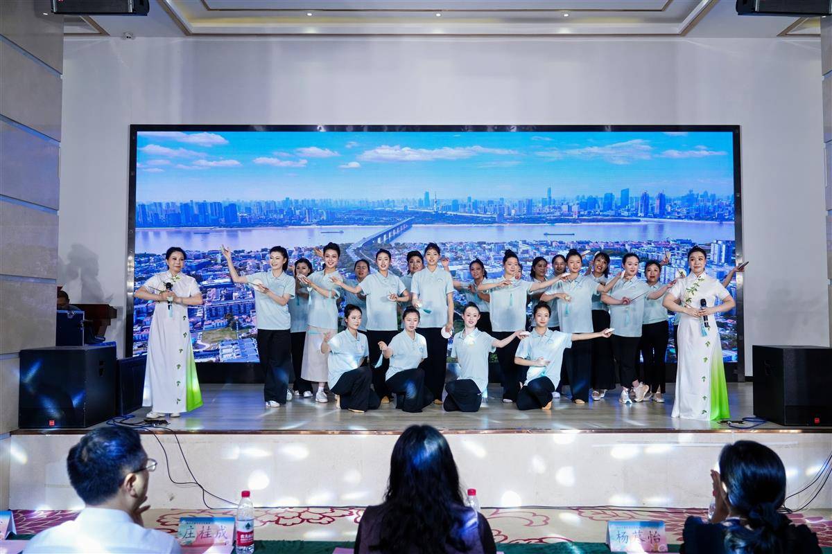 结业典礼新闻通稿照片素材 (6).jpg 结业典礼新闻通稿照片素材 (6).jpg