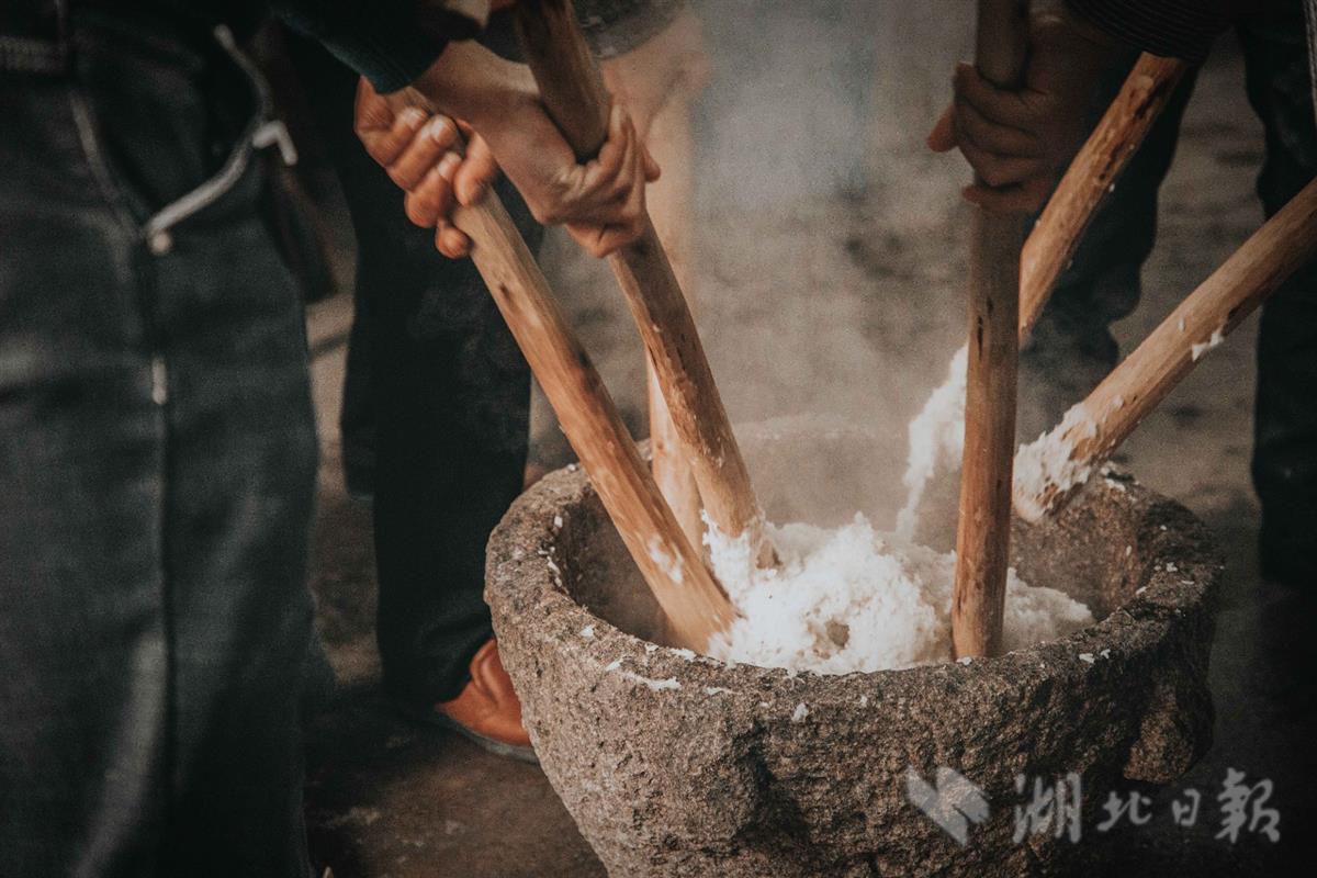 打糍粑的过程图片