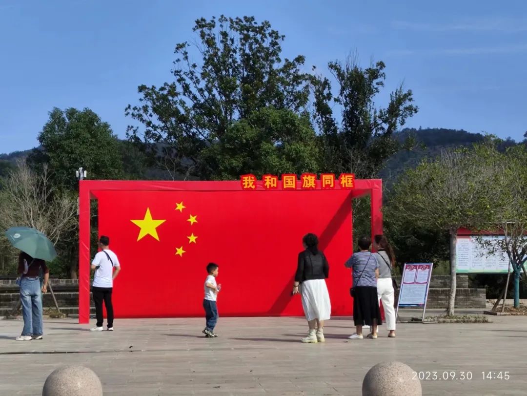 大悟县还通过发放文旅消费券,商家优惠让利等形式,加快释放旅游,住宿