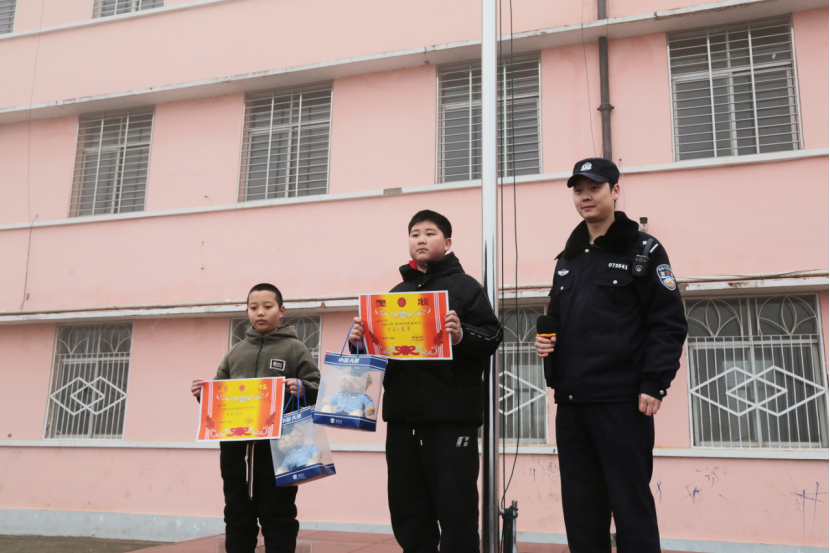 be4cad619a285596d324bca5b903305.png be4cad619a285596d324bca5b903305.png