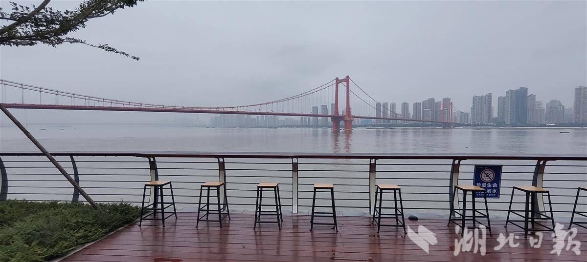 观江吧台2.jpg