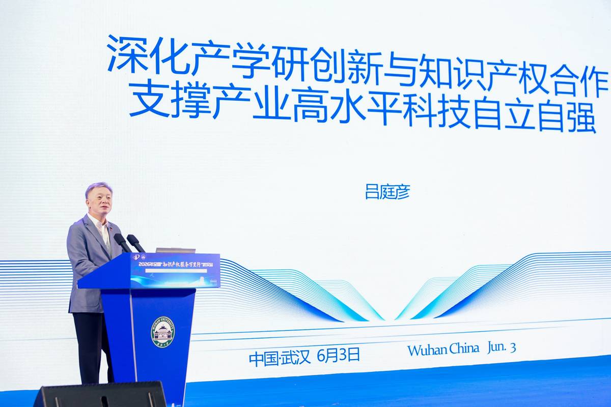 b75ec7ad0140e7bddc6d37bcc7ac1b1e.jpg b75ec7ad0140e7bddc6d37bcc7ac1b1e.jpg