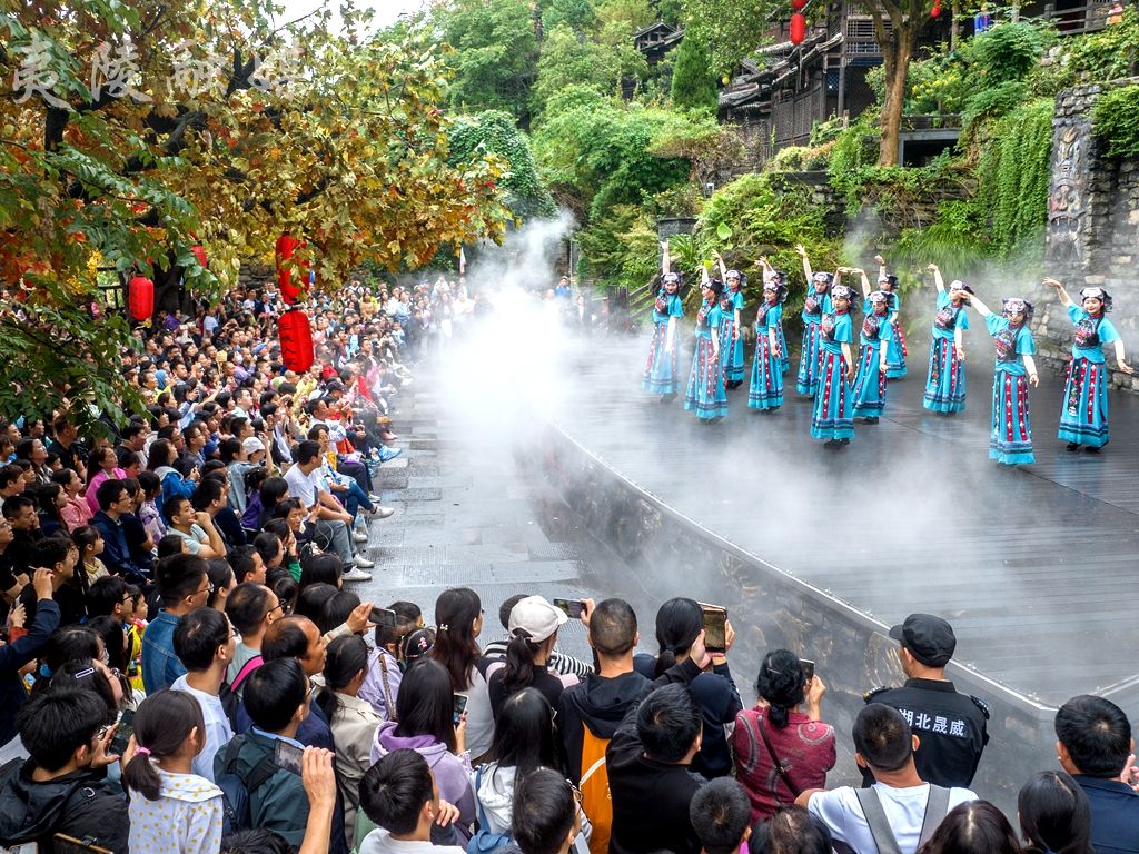 烟雨夷陵迎宾客 安心畅游度"双节"_宜昌市夷陵区三斗坪镇石牌村村喇叭