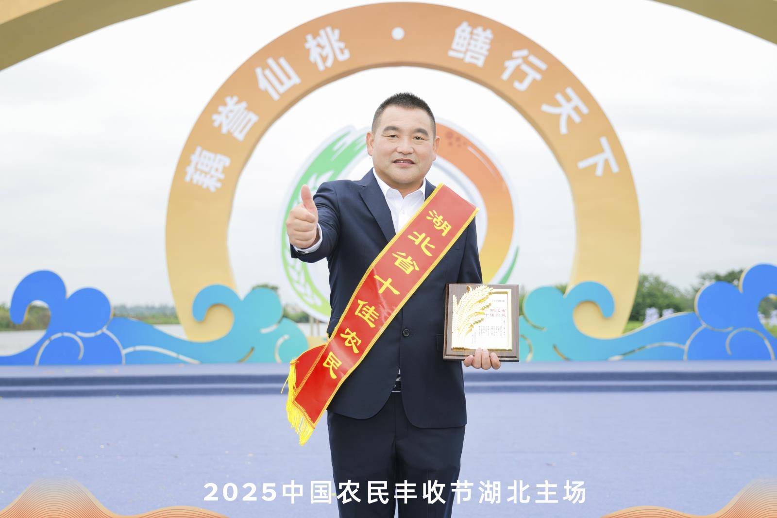 唐兵-1.jpg 唐兵-1.jpg