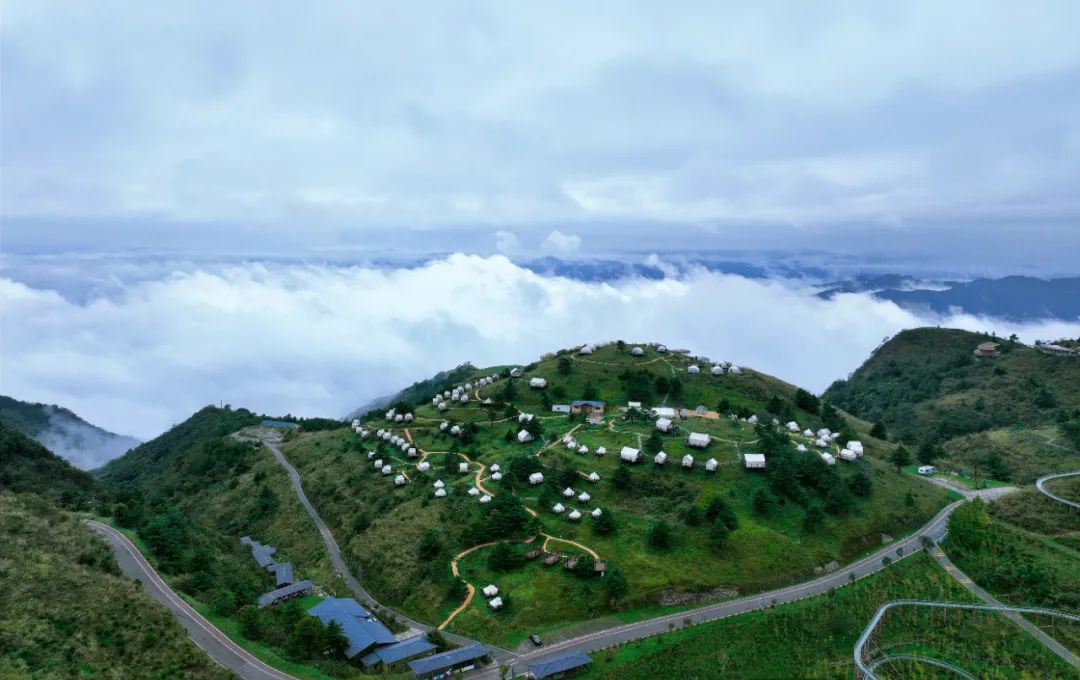 烟雨夷陵迎宾客 安心畅游度"双节"_宜昌市夷陵区三斗坪镇石牌村村喇叭