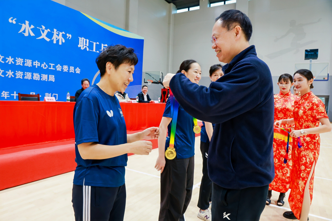 乒乓球比赛通讯（修改）(2).doc