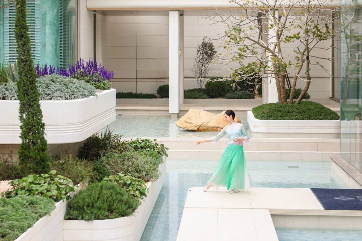 跳舞.jpg 跳舞.jpg