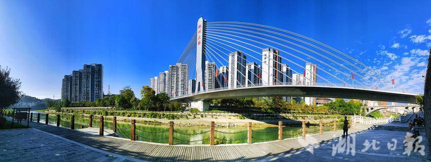 恩施市:亲水走廊风光如画