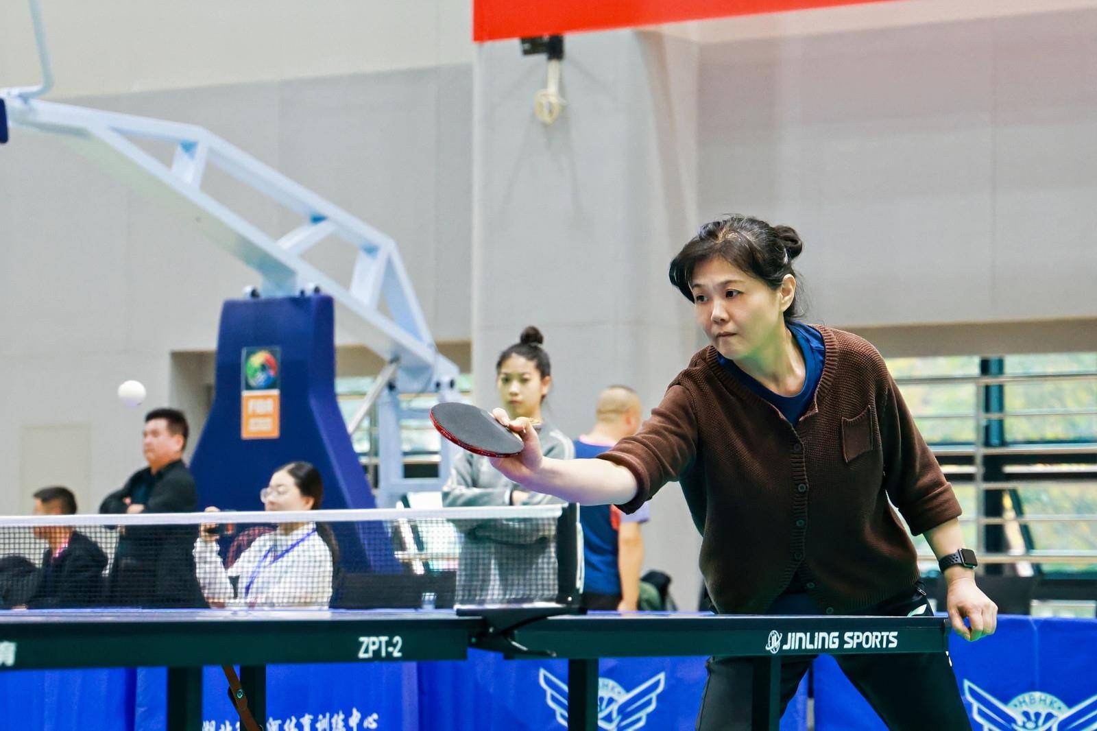 乒乓球比赛通讯（修改）(2).doc