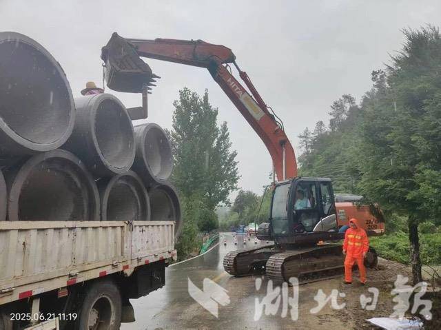 0621_3.jpg 0621_3.jpg