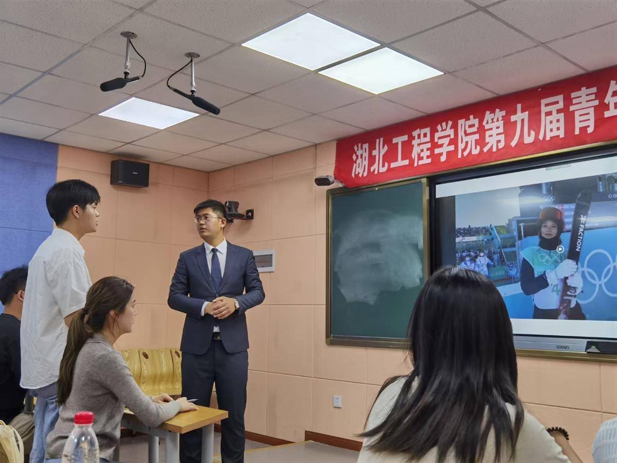 他是体育播音主持“全满贯”湖北第一人——湖北工程学院教师张文旭圆梦杭州亚运 - 湖北日报新闻客户端