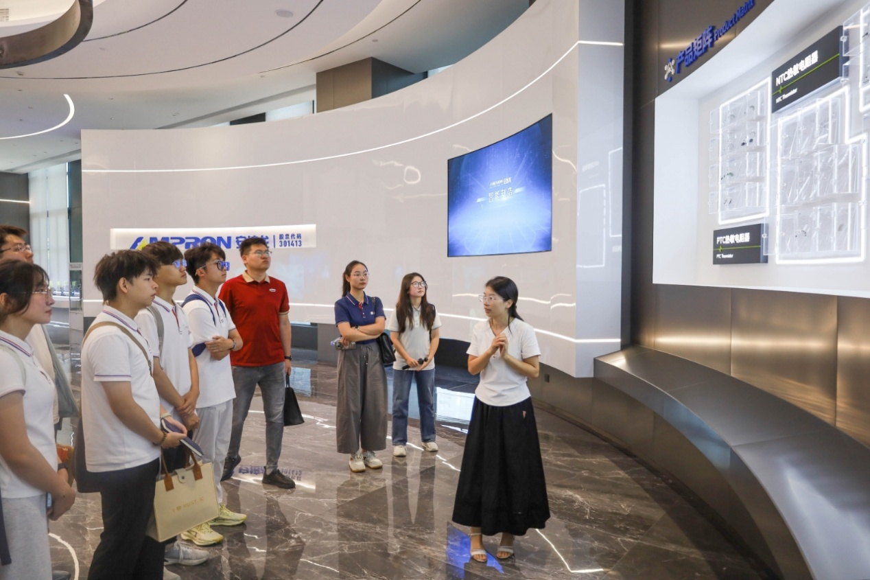 图片1.png 图片1.png