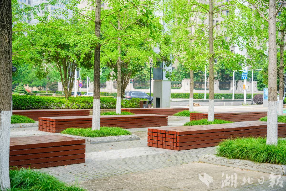 林间座椅翻新.jpg
