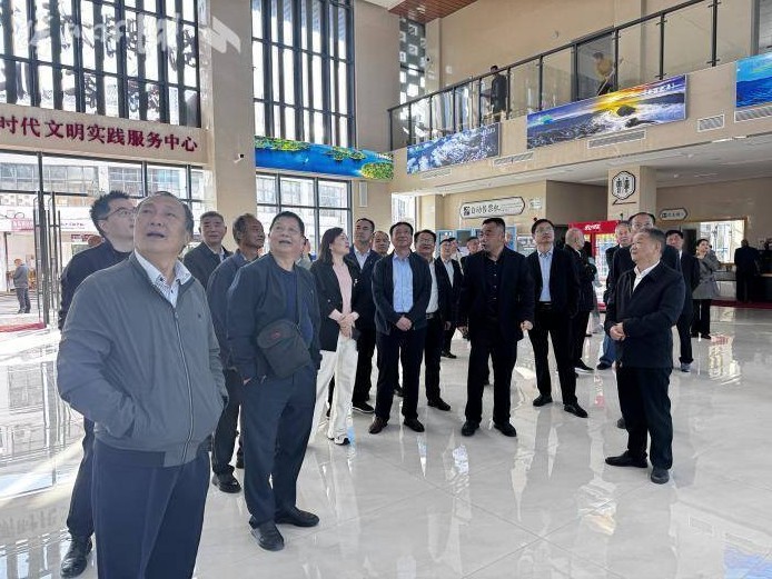 阳新县关工委重点工作现场推进会在王英镇召开.docx