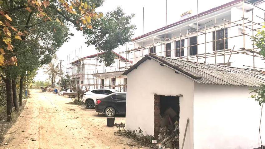 让过客成为游客！武昌鱼服务区“靓化”提速，蒲团乡村湾迎“蝶变”.doc