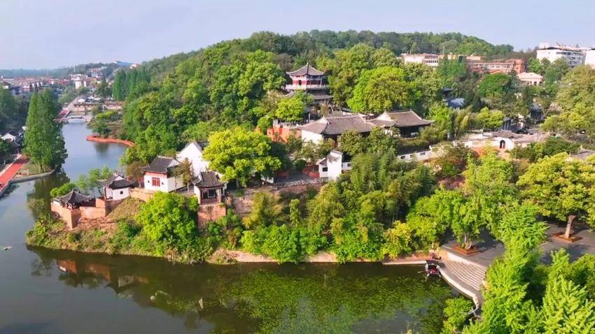 与东坡同游：在黄州的调色盘里，打翻一个秋 - 湖北日报新闻客户端