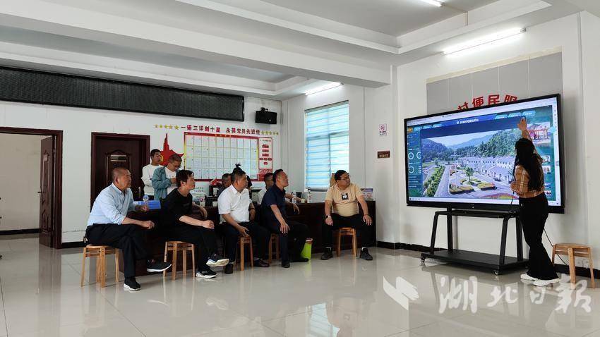竹溪县水坪镇：外出学习取“真经”，互学互鉴促提升.docx