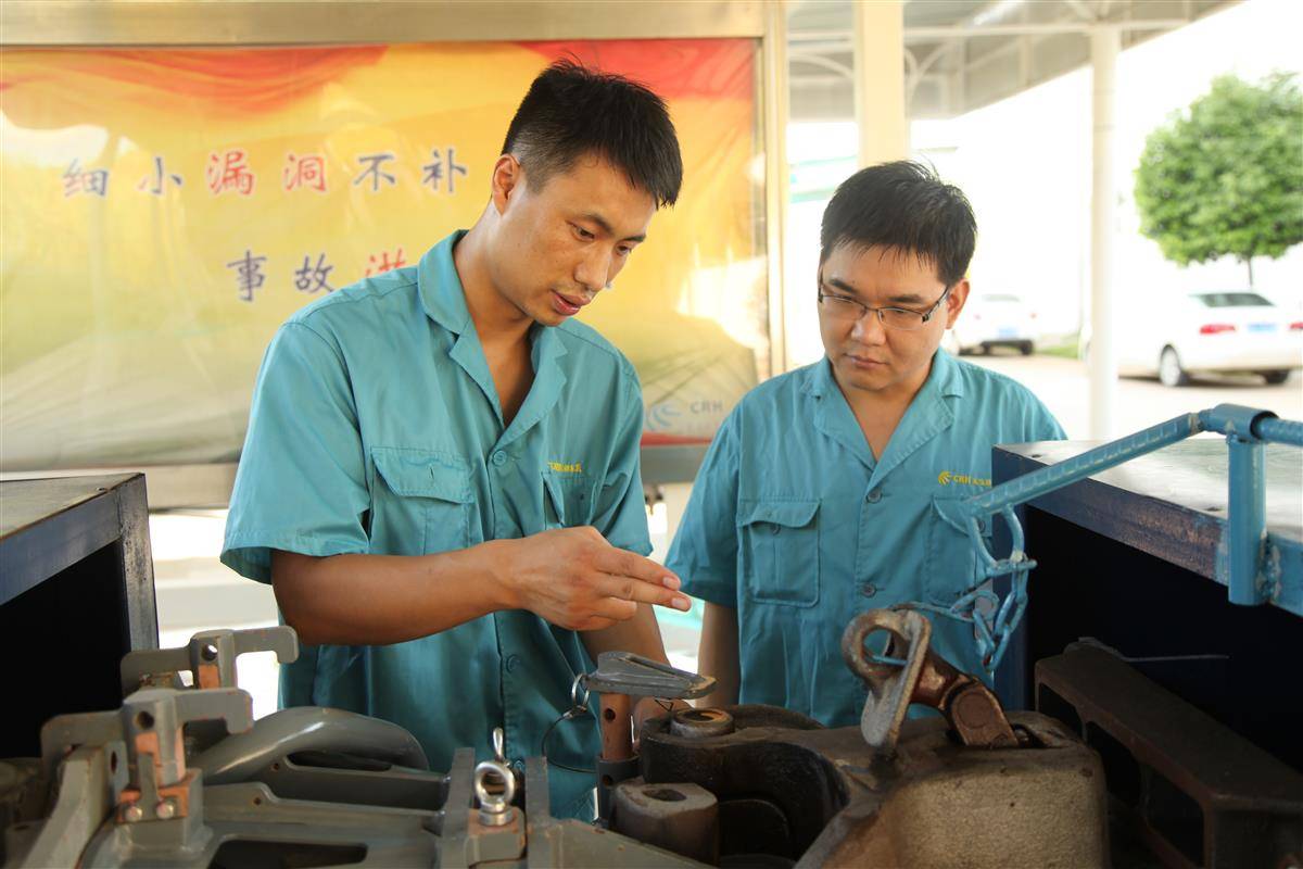 马耀锋工作照片 (7).jpg