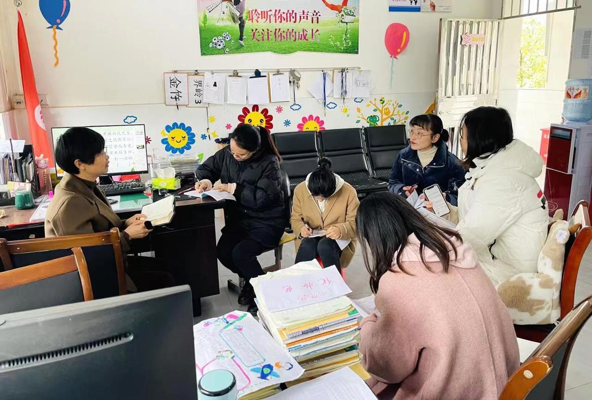 宜昌市夷陵区黄花小学开展送教下乡活动