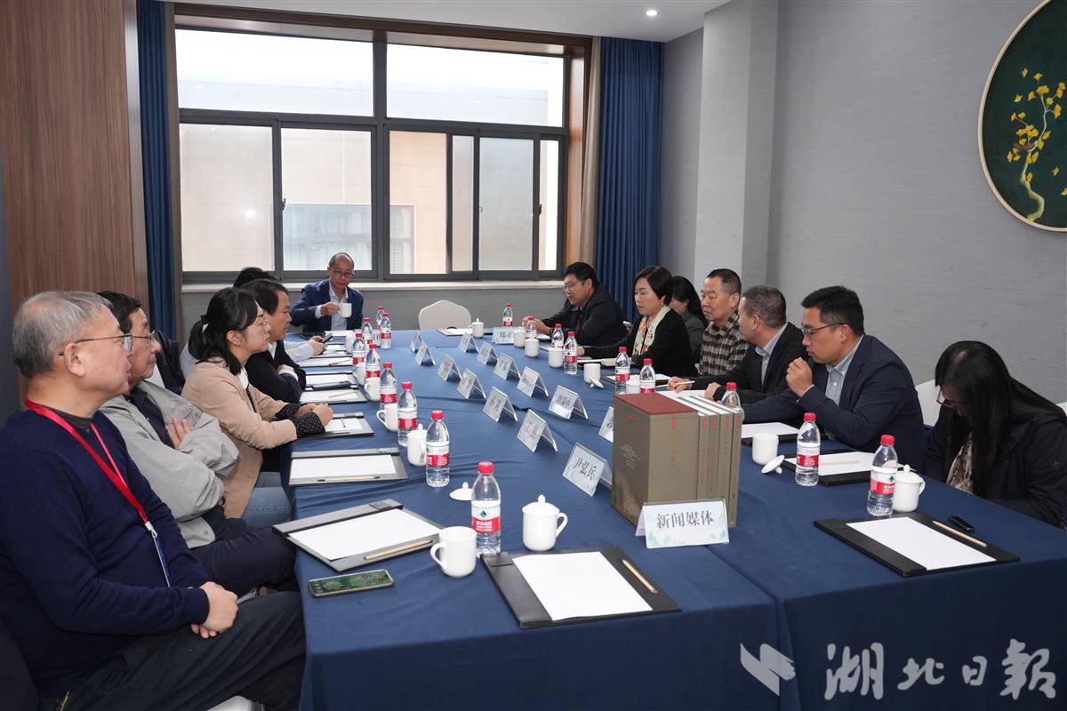 微信图片_20251021112804_226_39.jpg 微信图片_20251021112804_226_39.jpg