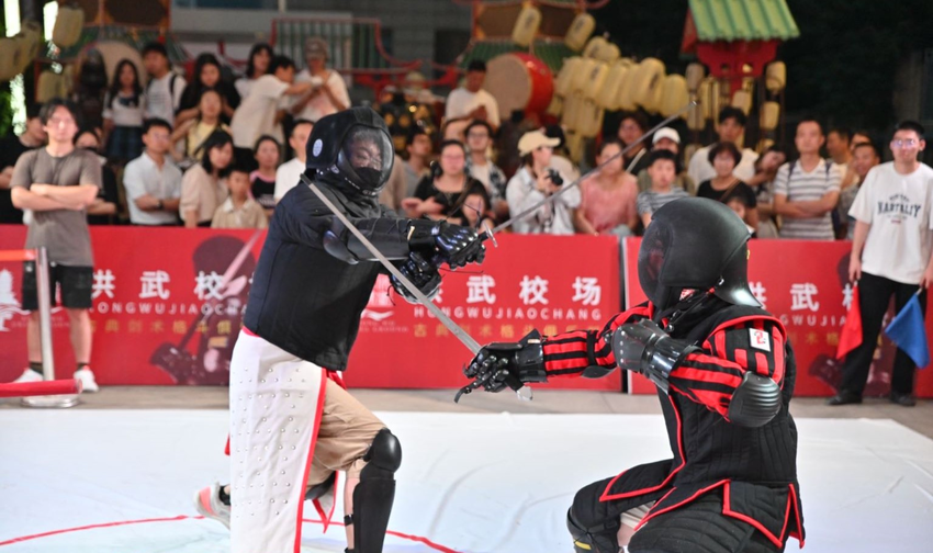 古典武艺剑术挑战赛在洪山开赛,市民直呼“过了一把武侠瘾” - 湖北日报新闻客户端