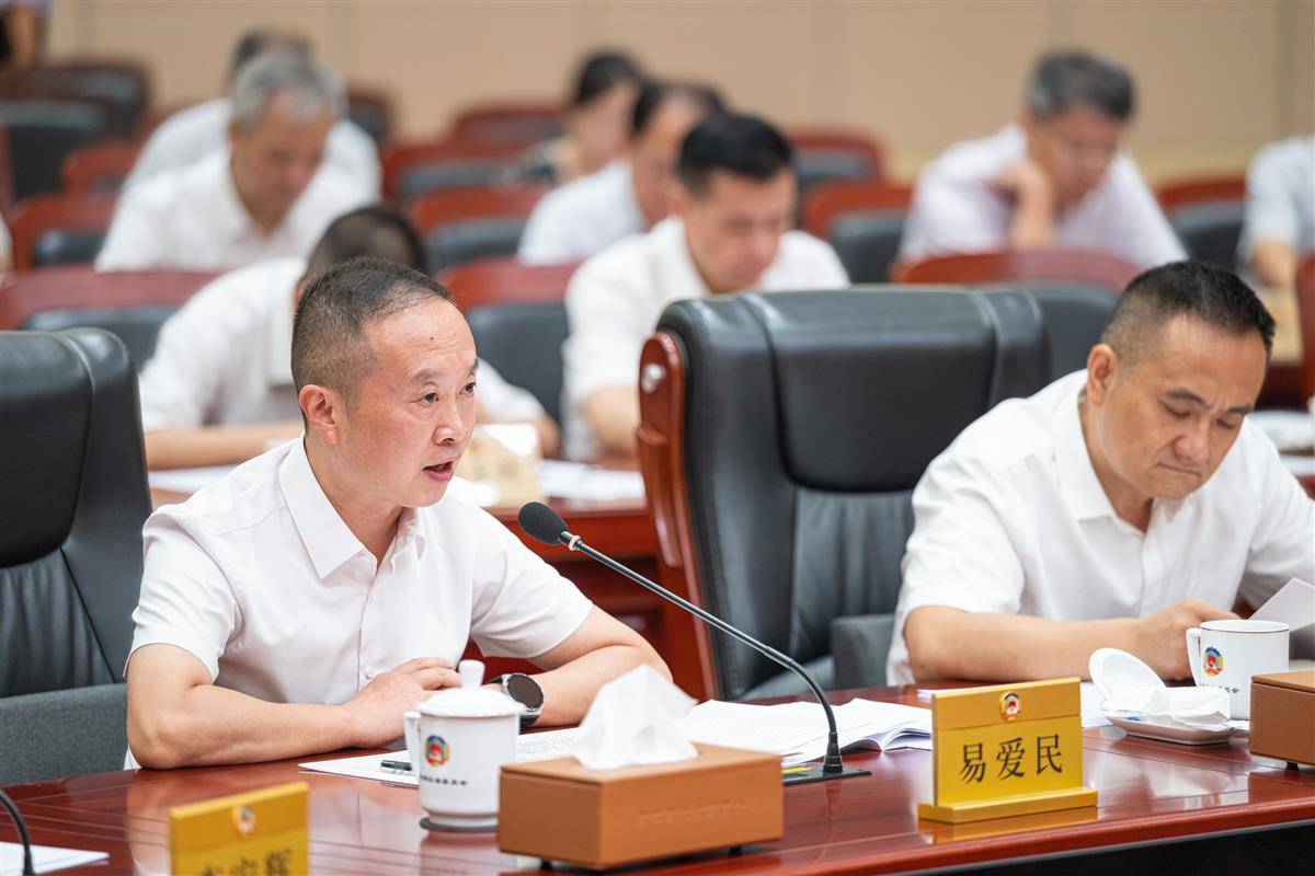 协商建言|鹤峰县思源实验学校党支部书记、校长易爱民： 让铸牢中华民族共同体意识从“入眼入耳”到“入脑入心” - 湖北日报新闻客户端