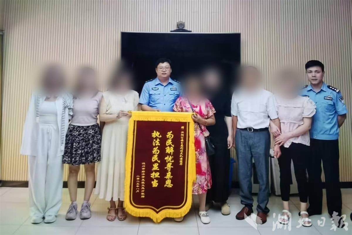 微信图片_20251006173237_833_217.jpg