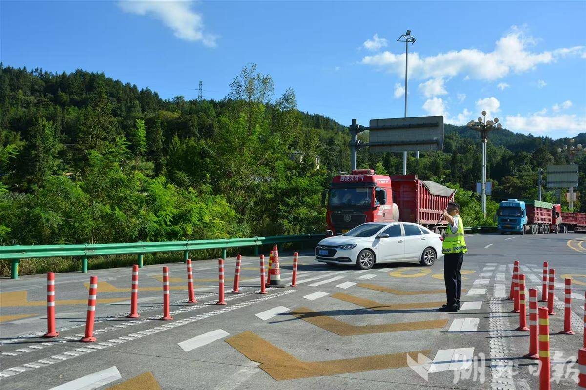 照片4.jpg 照片4.jpg