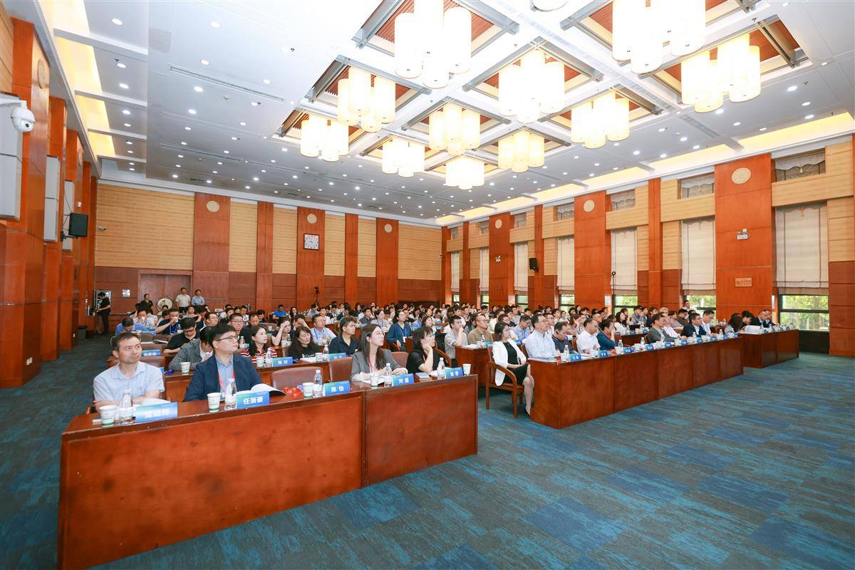 会场.JPG 会场.JPG